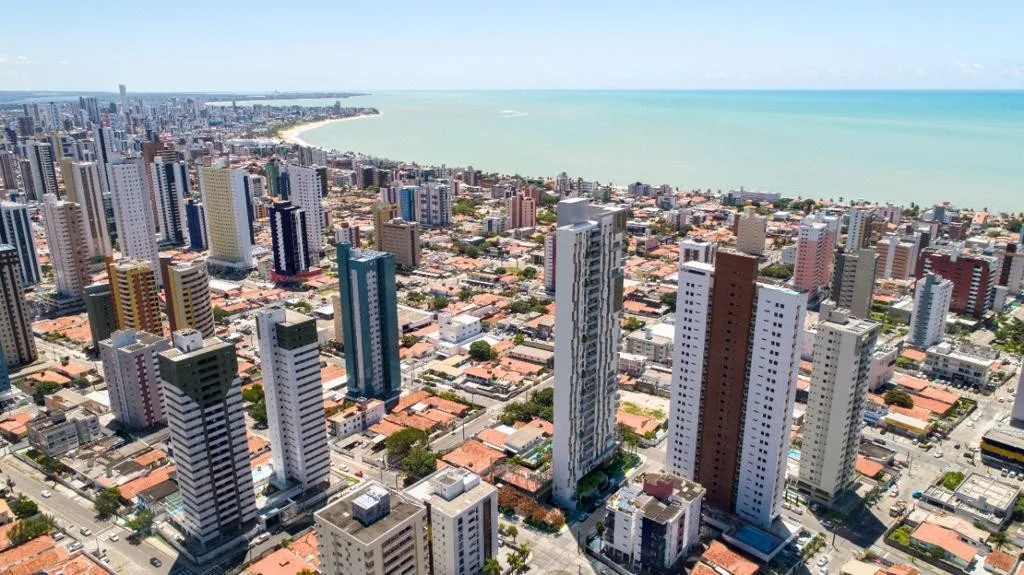 Casa-e-Apartamento-de-900-Mil-em-Manaíra-para-Comprar