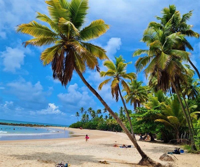 praia-de-conqueirinho-1