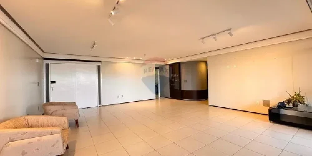 L_0fdfdc08-d02f-4ada-a6af-483a302edd41