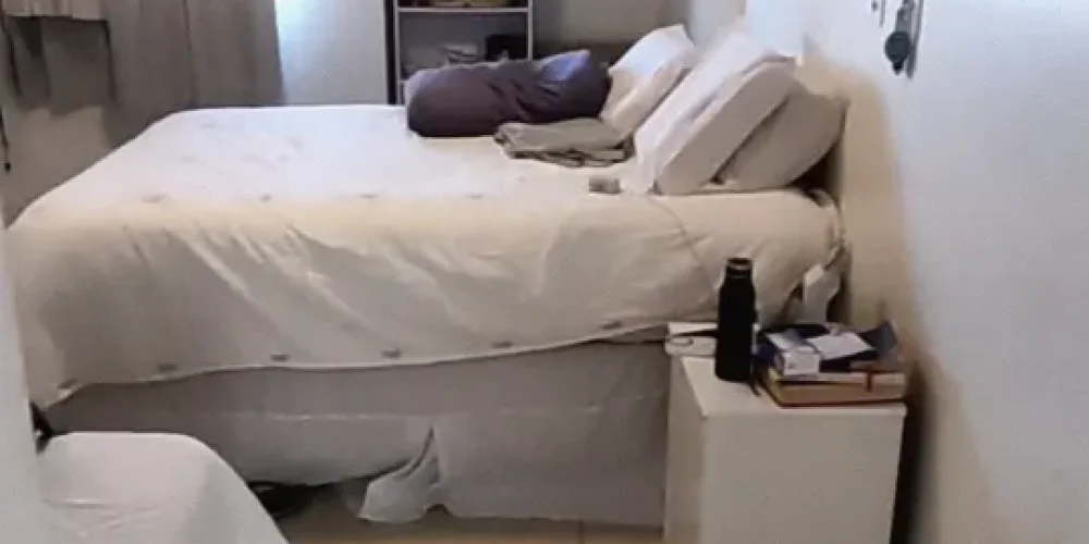 Screenshot_2025-03-30-01-15-59-819_com.miui.videoplayer