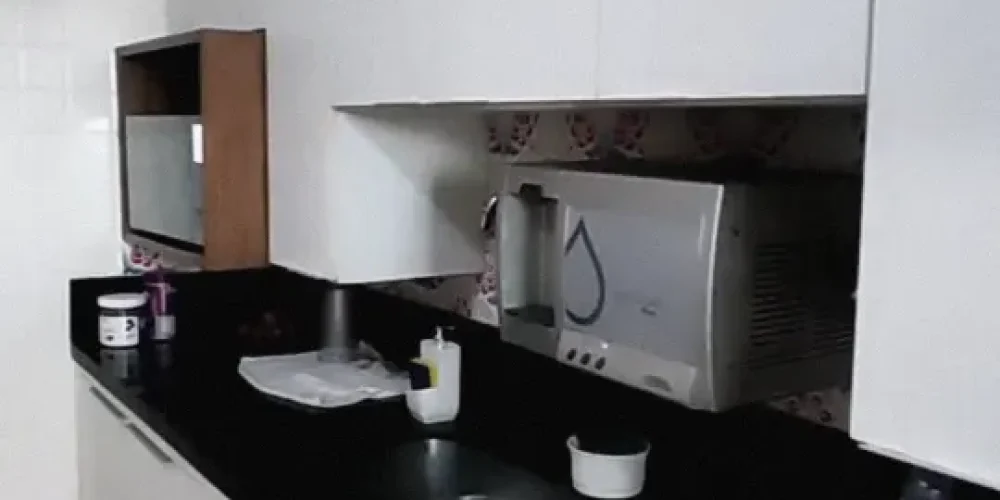 Screenshot_2025-03-30-01-17-28-857_com.miui.videoplayer