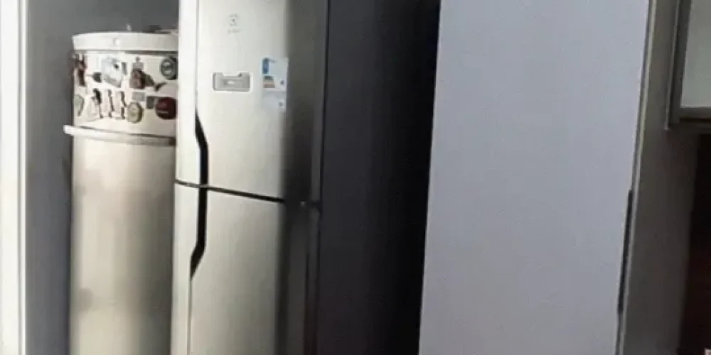 Screenshot_2025-03-30-01-18-29-721_com.miui.videoplayer