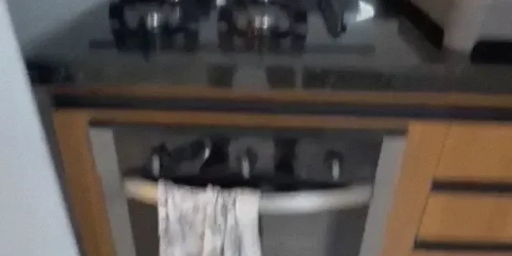 Screenshot_2025-08-09-03-02-52-947_com.miui.videoplayer