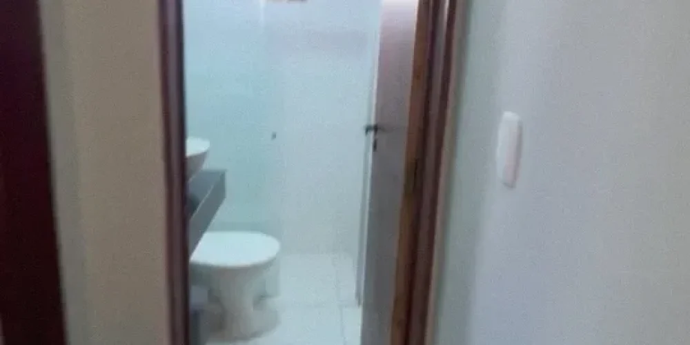 Screenshot_2025-08-09-03-04-39-959_com.miui.videoplayer