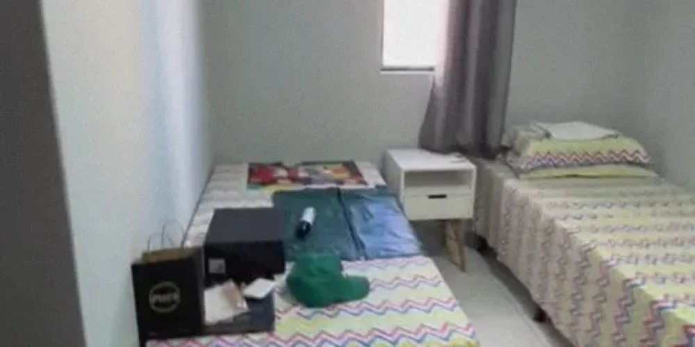 Screenshot_2025-08-09-03-04-45-252_com.miui.videoplayer