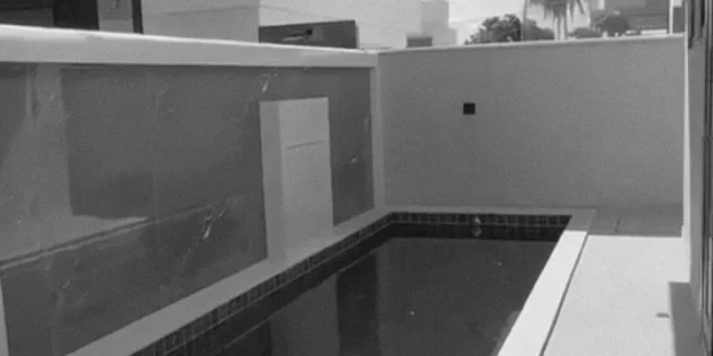 Screenshot_2025-08-27-18-26-40-003_com.miui.videoplayer