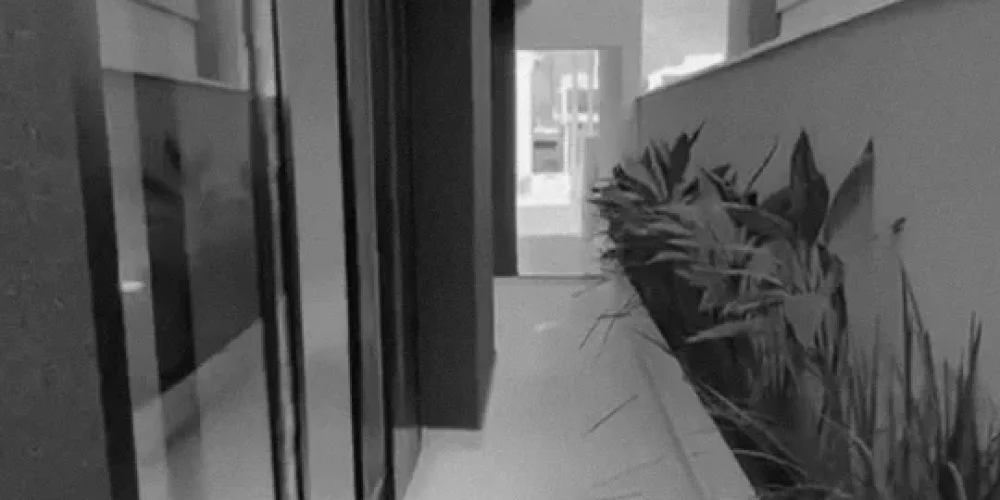 Screenshot_2025-08-27-18-28-18-190_com.miui.videoplayer