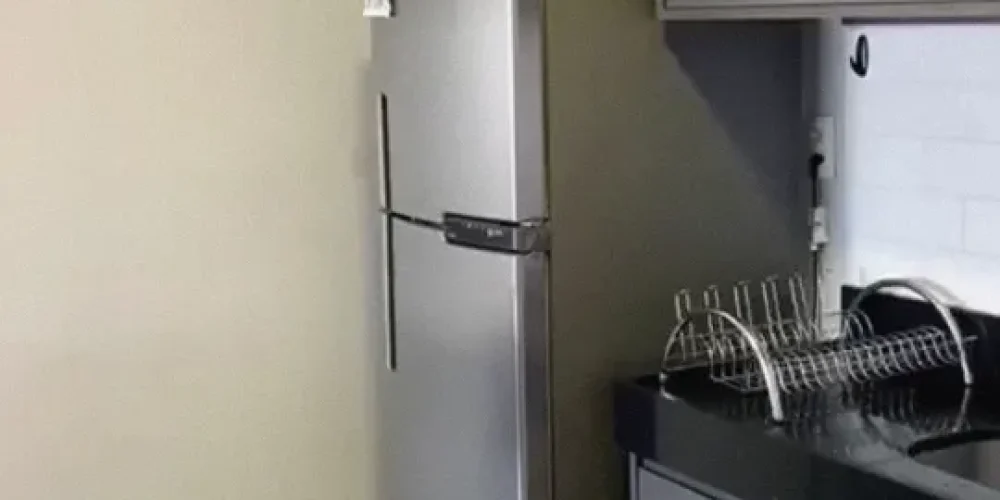 Screenshot_2025-09-02-18-19-42-050_com.miui.videoplayer