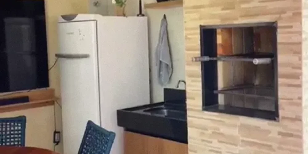 Screenshot_2025-09-02-18-19-55-491_com.miui.videoplayer