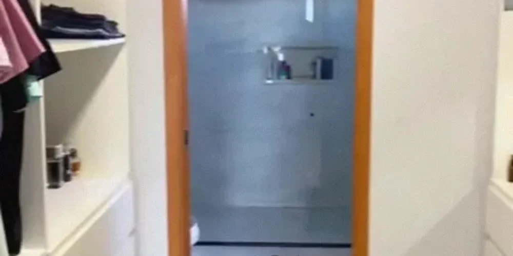 Screenshot_2025-09-02-18-20-35-224_com.miui.videoplayer